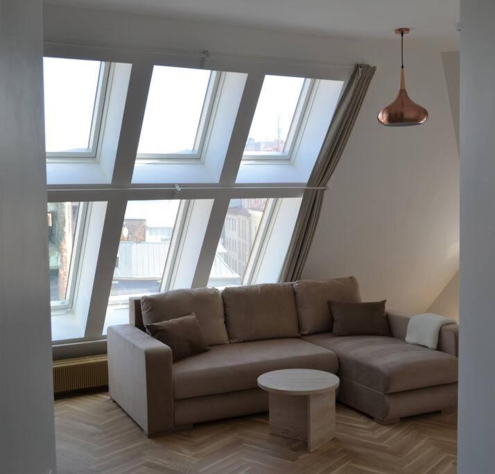 Luxury Apartment With A Balcony And View In Riga Old Town Exterior foto