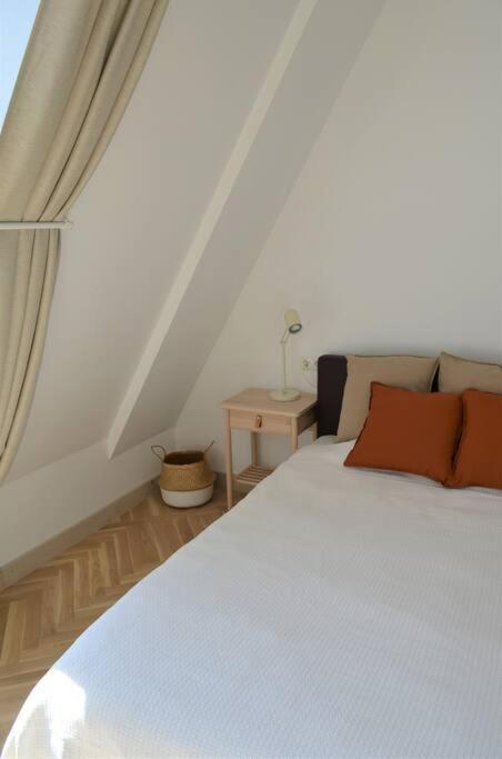 Luxury Apartment With A Balcony And View In Riga Old Town Exterior foto